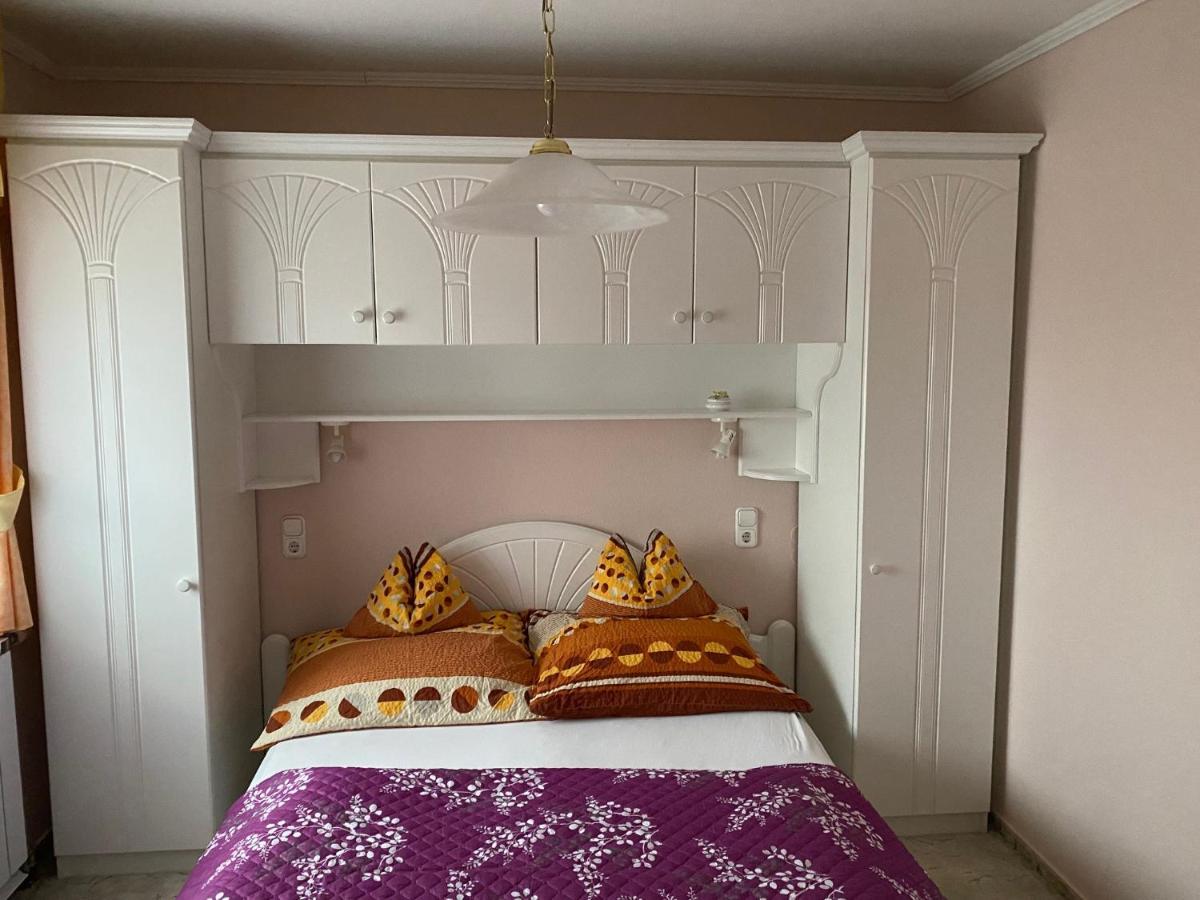 Arany Apartmanhaz Zalagyoengye Zalakaros Exteriör bild